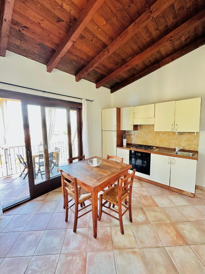 Villa Antonella Apartments Ольбія Екстер'єр фото