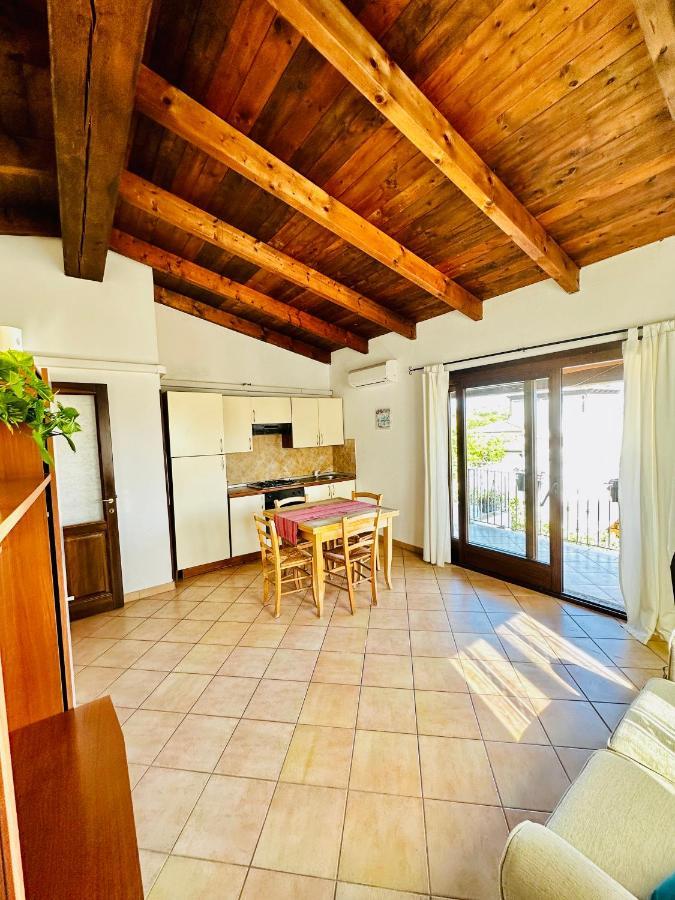 Villa Antonella Apartments Ольбія Екстер'єр фото