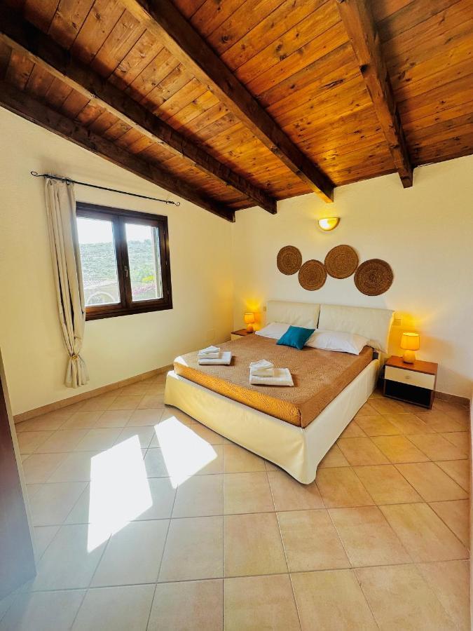 Villa Antonella Apartments Ольбія Екстер'єр фото
